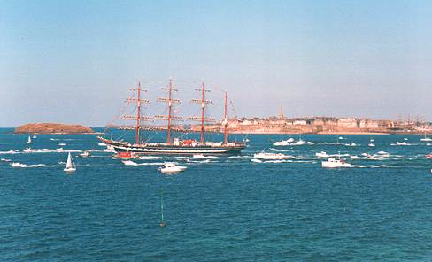 Quatre-mts en rade de Saint-Malo