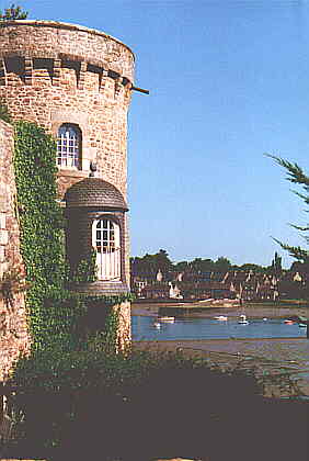 tour du chteau de Péhou